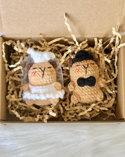 Crochet Capybara couple bride groom wedding gift keychain Capybara Plushie toy Amigurumi Bag Charm keyring matching valentines day gift